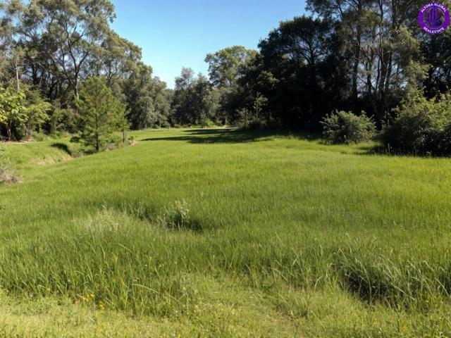 Cleared 822m² Block Walk to Town, Build Now & Secure Island Growth