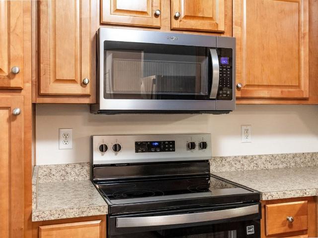 Clearwater Farm 1 Bedroom Apartment for Rent at 5401 Lowerfield Dr, Louisville, KY 40219 Okolona