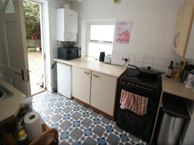 Cleave Street, St Werburghs, Bristol BS2, 1 bed flat to rent, £1,250 pcm | PrimeLocation