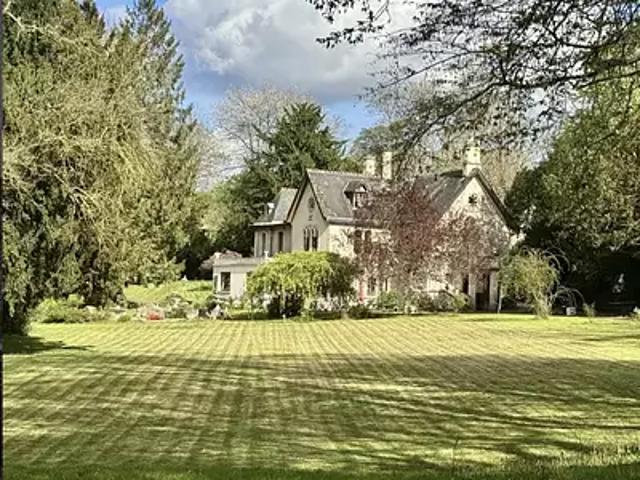 Clécy 14570 Achat / Vente maison 11 pièces t11