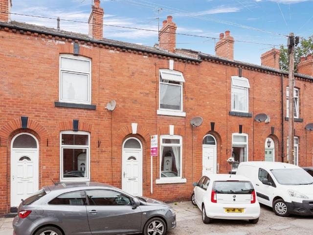 Clement Street, Wakefield WF2, 2 bed terraced house to rent, £800 pcm | PrimeLocation