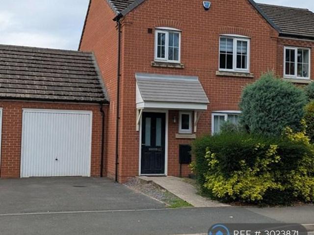 Clensmore St, Kidderminster, DY10 3 bed semi detached house to rent £1,200 pcm £277 pw