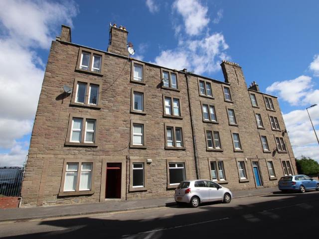 Clepington Road, Dundee, DD3 2 bed flat to rent £850 pcm £196 pw