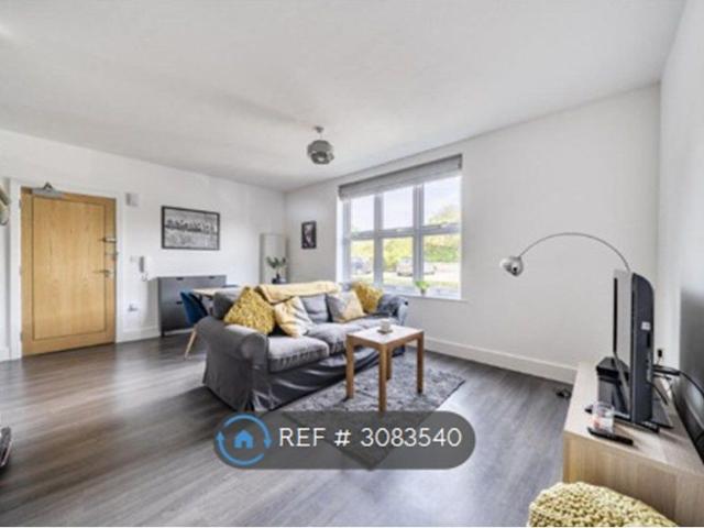 Clerewater Place, Thatcham RG19, 1 bed flat to rent, £900 pcm | PrimeLocation