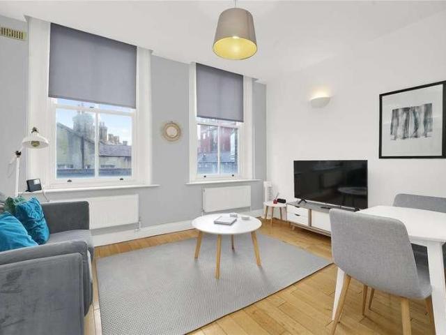 Clerkenwell Road, EC1M