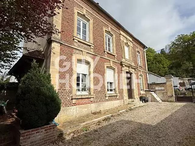 Clermont 60600 Achat / Vente appartement 2 pièces t2 au dernier étage parking