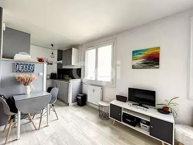 Clermont 60600 Location appartement 1 pièce t1 cave
