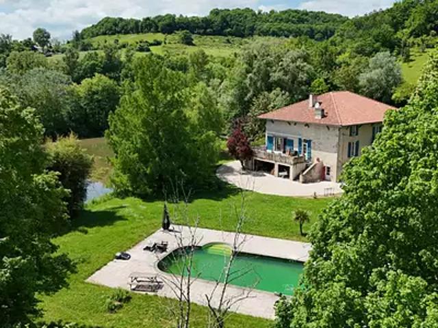 Clermont Dessous 47130 Achat / Vente maison 8 pièces t8 piscine terrasse
