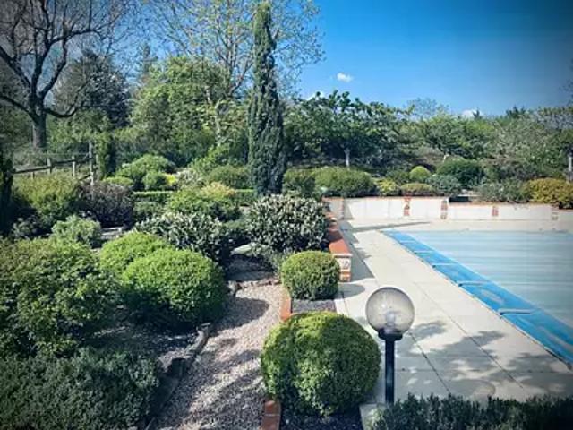 Clermont Ferrand 63000 Achat / Vente maison 8 pièces t8 piscine jardin