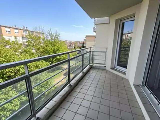 Clermont Ferrand 63000 Achat / Vente appartement 2 pièces t2 parking