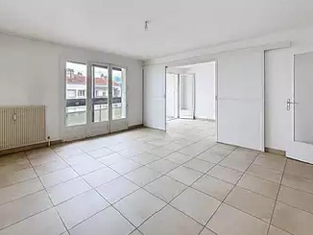 Clermont Ferrand 63000 Achat / Vente appartement 3 pièces t3 au dernier étage cave