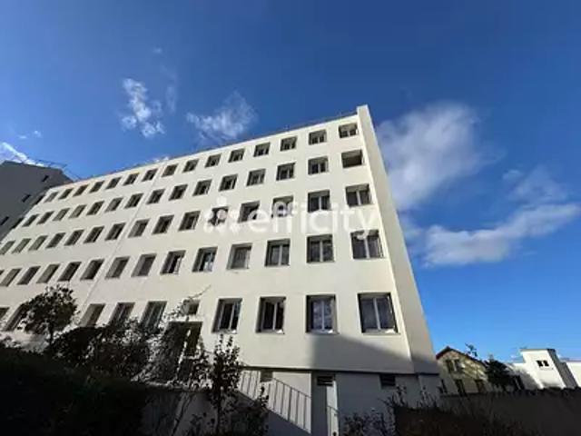 Clermont Ferrand 63000 Achat / Vente appartement 4 pièces t4 au dernier étage cave