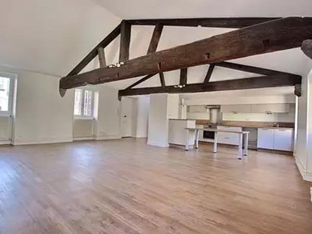 Clermont Ferrand 63000 Achat / Vente appartement 4 pièces t4 au dernier étage parking