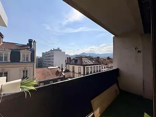 Clermont Ferrand 63000 Achat / Vente appartement 6 pièces t6