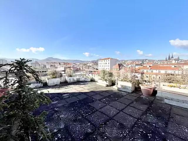 Clermont Ferrand 63000 Achat / Vente appartement 7 pièces t7