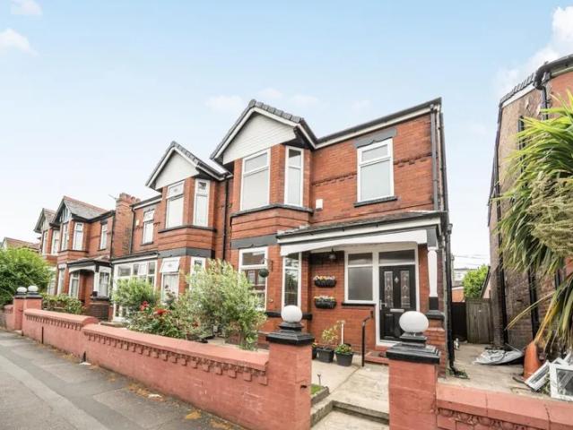 Clitheroe Road, Manchester, M13