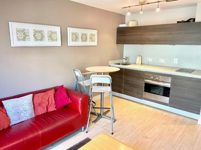 Clive Passage, Birmingham B4, 1 bed flat to rent, £850 pcm | PrimeLocation