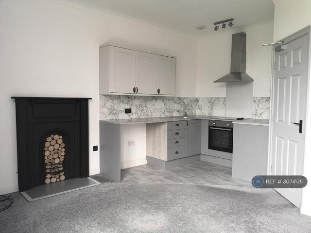 Cliviger, Burnley, BB10 1 bed flat to rent £599 pcm £138 pw