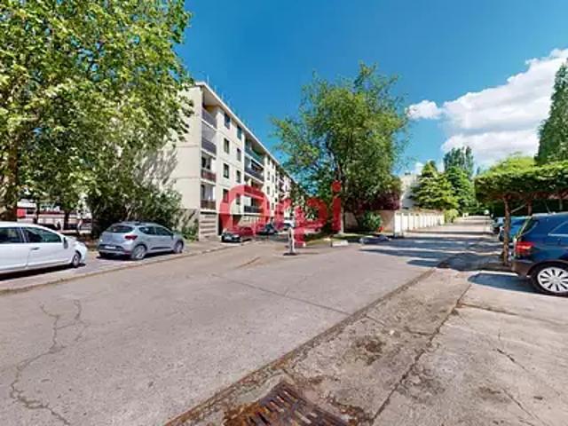 Clichy sous Bois 93390 Achat / Vente appartement 4 pièces t4 cave balcon