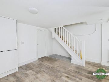 Clifden Road E5, 2 bed flat to rent, £2,000 pcm | PrimeLocation