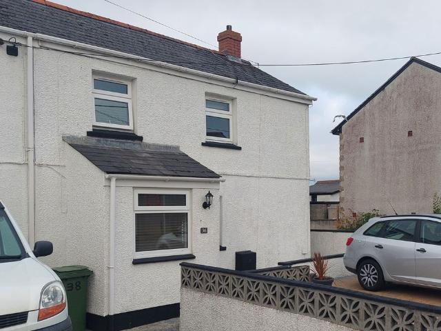 Clifden Road, St Austell PL25, 3 bed cottage to rent, £1,100 pcm | PrimeLocation