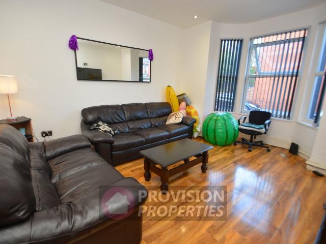 Cliff Mount Terrace, Woodhouse, Leeds LS6, 5 bed end terrace house to rent, £2,643 pcm | PrimeLocation