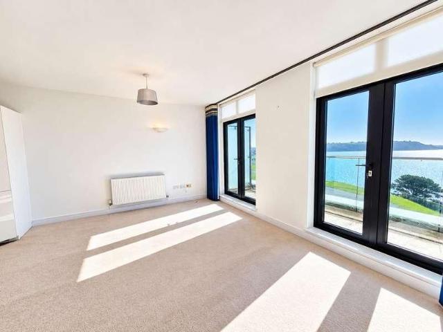 Cliff Road, Plymouth, PL1