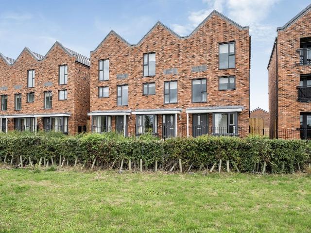 Clifford Fletcher Walk CW1, 4 bed terraced house to rent, £1,450 pcm | PrimeLocation
