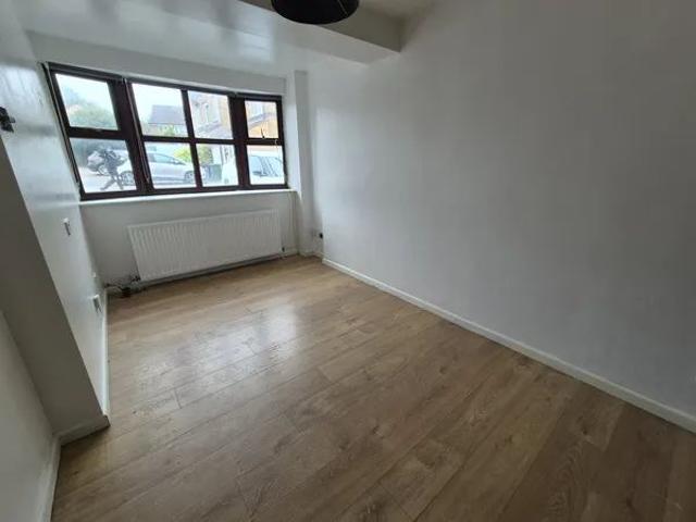 Clifford Road, Chafford Hundred, Property for rent
