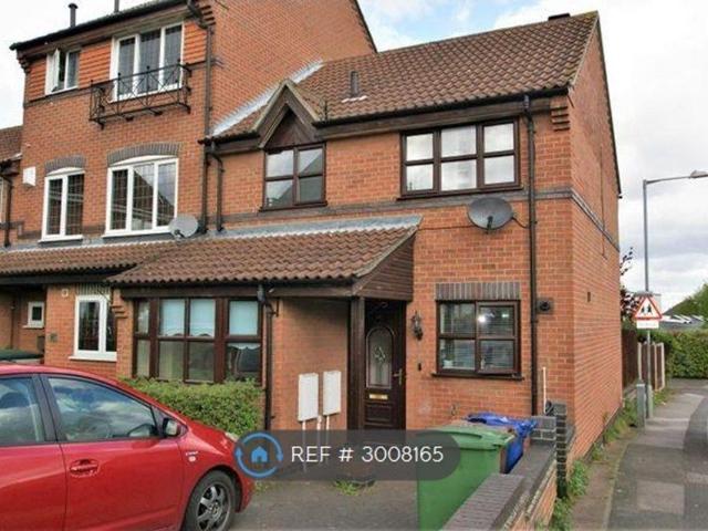 Clifford Road, Grays RM16, 3 bed end terrace house to rent, £1,950 pcm | PrimeLocation