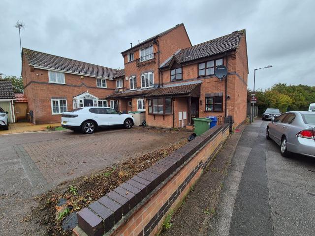 Clifford Road, Grays RM16, 3 bed end terrace house to rent, £1,900 pcm | PrimeLocation