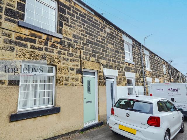 Cliffe Street, Brotton TS12, 2 bed cottage to rent, £675 pcm | PrimeLocation