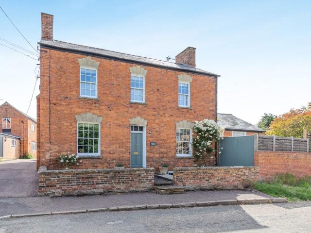 Clifton, Banbury, Oxfordshire OX15, 5 bed detached house to rent, £4,250 pcm | PrimeLocation