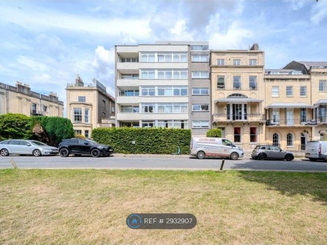Clifton Down, Bristol BS8, 2 bed flat to rent, £2,000 pcm | PrimeLocation