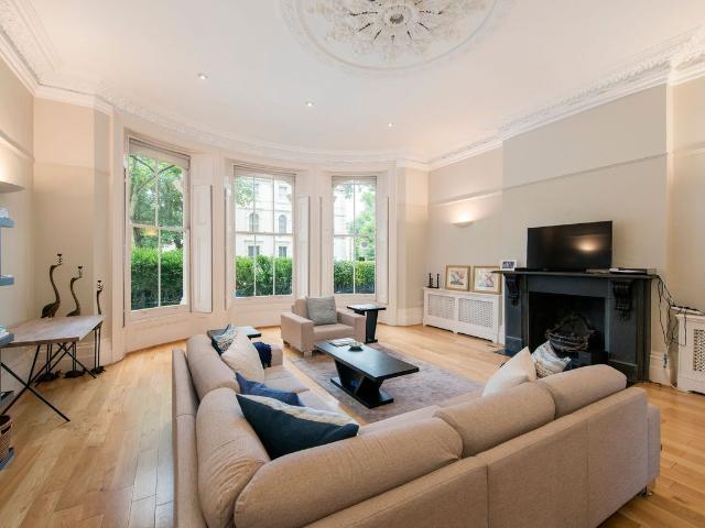 Clifton Gardens, Little Venice, London W9, 4 bed flat to rent, £11,917 pcm | PrimeLocation