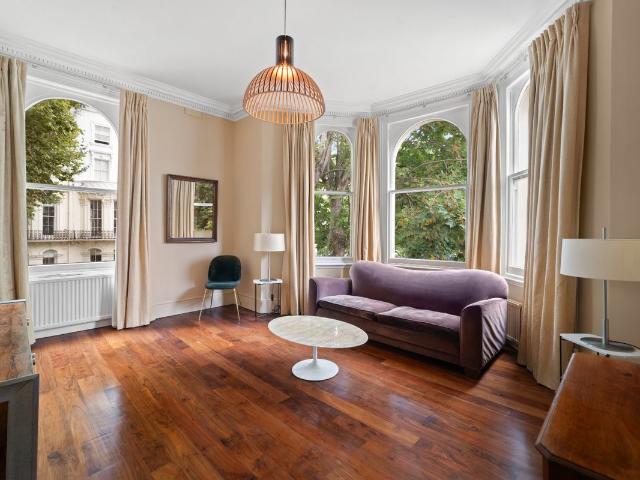 Clifton Gardens, Warwick Avenue Station W9, 2 bed flat to rent, £4,500 pcm | PrimeLocation