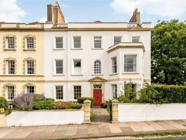 Clifton Hill, Clifton BS8, 4 bed flat to rent, £3,400 pcm | PrimeLocation