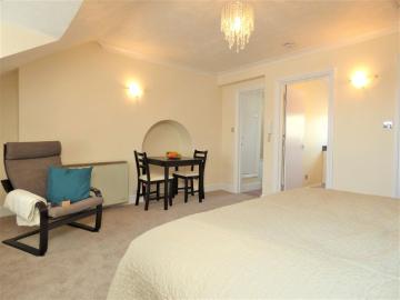 Arun, West Sussex county, Sussex - Equipped kitchen