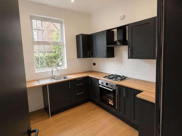 Clifton Road, Anfield L6, 6 bed semi detached house to rent, £3,000 pcm | PrimeLocation
