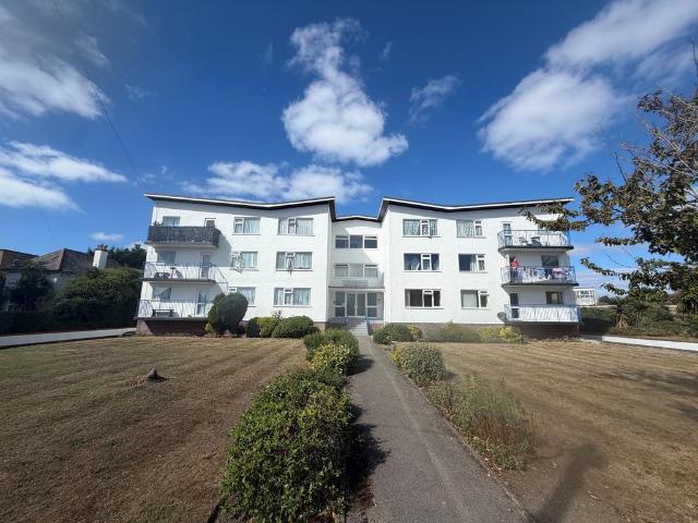 Clifton Road, Bournemouth BH6 2 bed flat to rent £1,350 pcm £312 pw