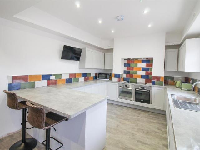 Clifton Road, Darlington 1 bed in a house share to rent £525 pcm £121 pw