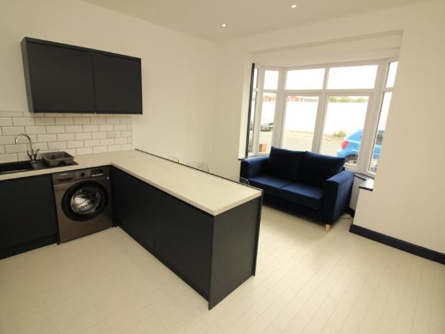 Clifton Road, Darlington, County Durham 1 bed house to rent £420 pcm £97 pw