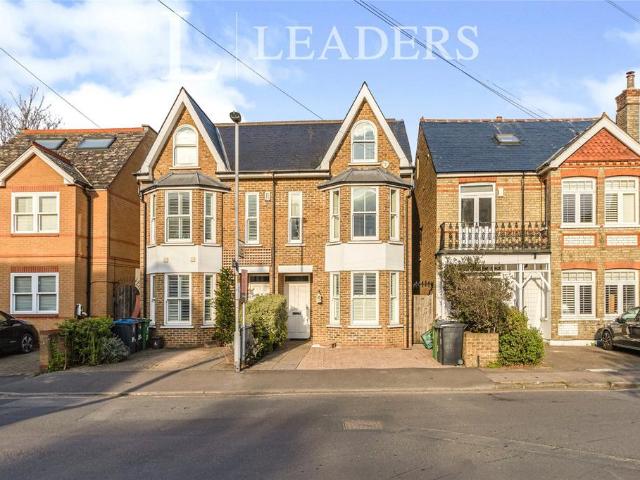 Clifton Road, KT2 4 bed semi detached house to rent £4,500 pcm £1,038 pw