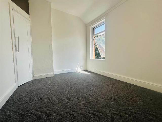 Clifton Road, Stockingford, CV10