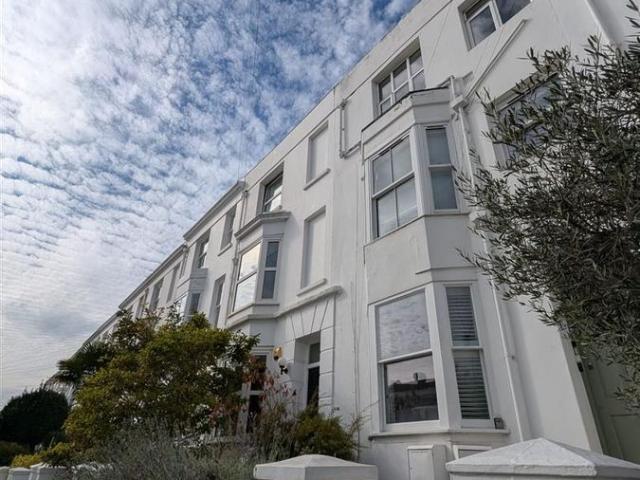 Clifton Street, Brighton BN1, 1 bed flat to rent, £1,250 pcm | PrimeLocation
