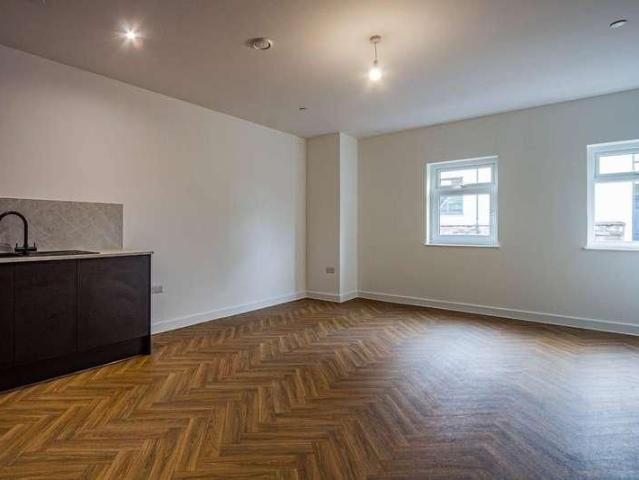 Clifton Street, Caerphilly, CF83