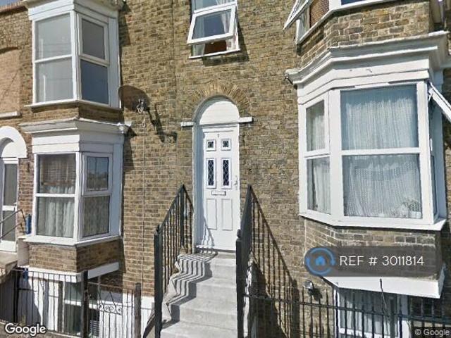 Clifton Street, Kent, CT9 1 bed flat to rent £800 pcm £185 pw