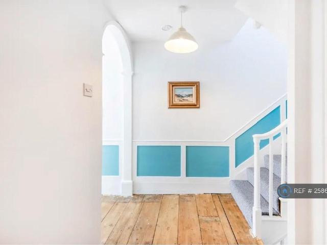 Clifton Street, London, CT9 3 bed terraced house to rent £1,650 pcm £381 pw