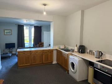Clifton Terrace, Ilkley LS29, 1 bed flat to rent, £795 pcm | PrimeLocation
