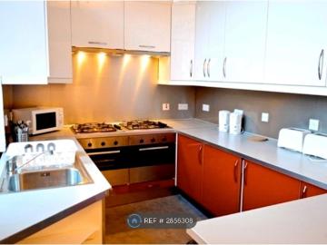 Clifton Terrrace, Edinburgh EH12, 7 bed flat to rent, £4,100 pcm | PrimeLocation